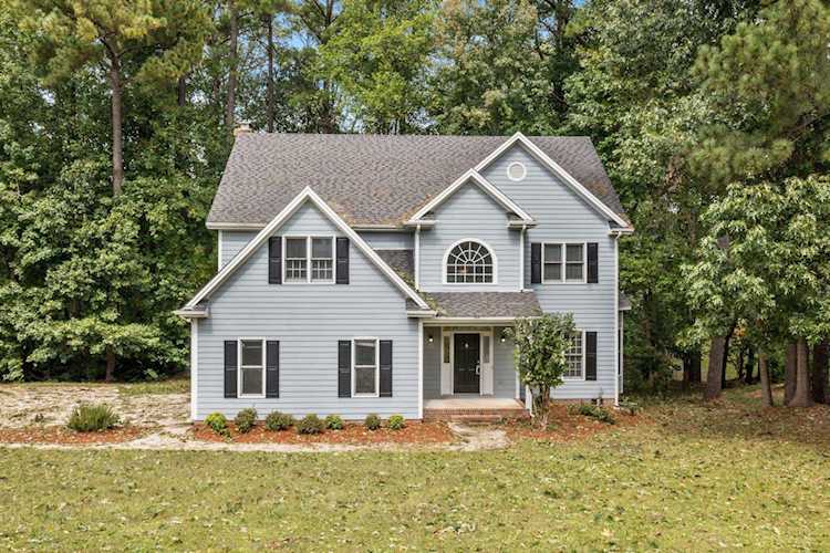 4704 Shady Greens Drive Fuquay Varina, NC 27526