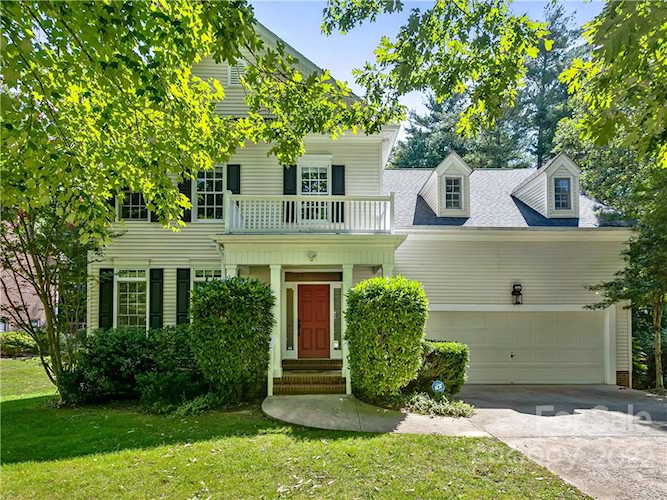 906 Woodvine Rd Asheville, NC 28803