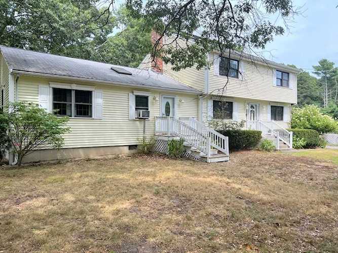 3 Lombard St Plymouth, MA 02360