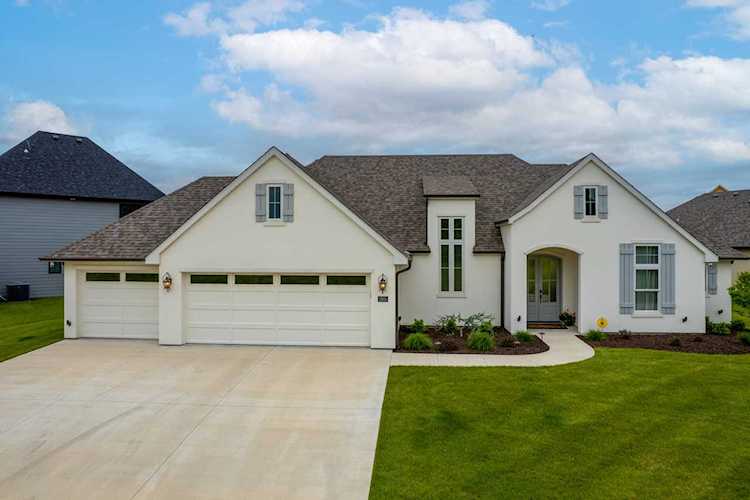 2905 Rivington DR Columbia, MO 65203