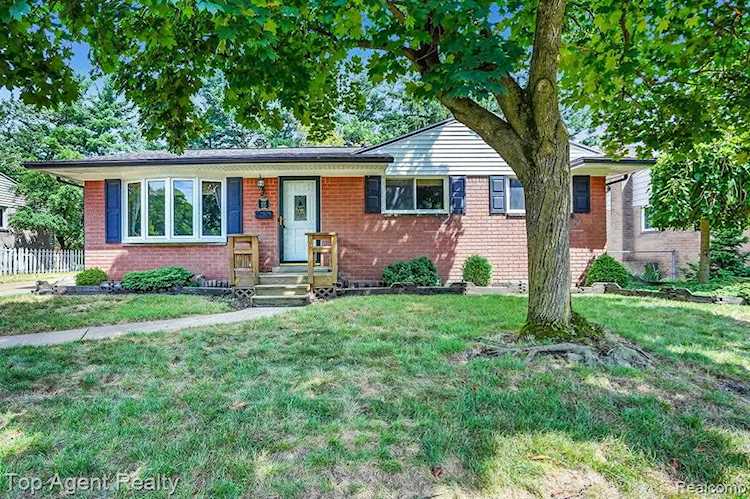 628 Miller Rochester, MI 48307