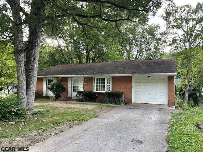 2137 Oak Lane N State College, PA 16803 | home for sale | KBB Photo 1