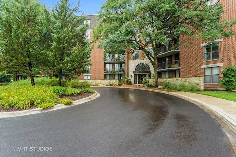 511 Aurora Ave #603 Naperville, IL 60540 | MLS 11413616 Photo 1