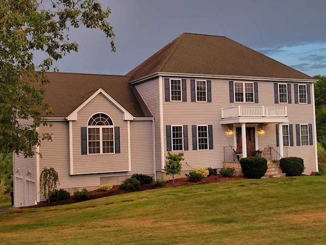231 Prairie St Northbridge, MA 01534