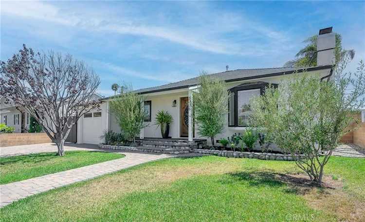 5336 W 127th St Hawthorne, CA 90250 | MLS SB22175893 Photo 1
