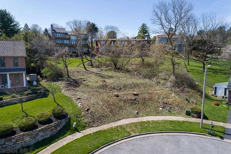 1206 Sawgrass Circle State College, PA 16801