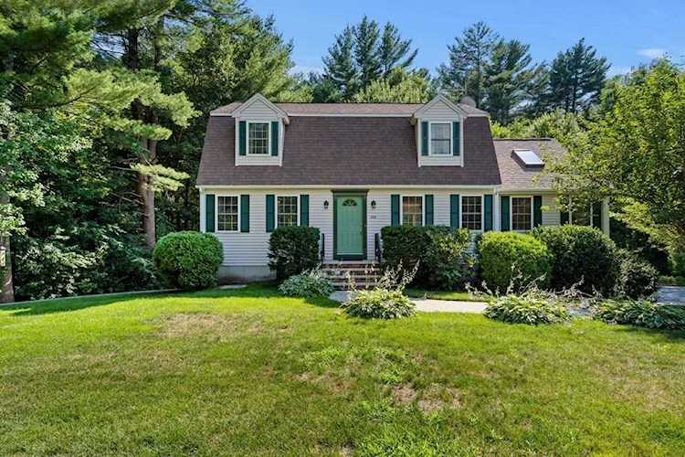 488 Shawsheen Ave Wilmington, MA 01887