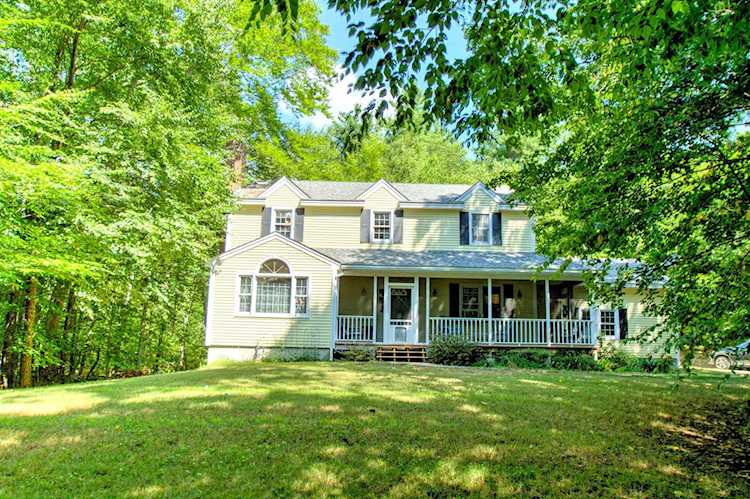 26A Spring Hill Rd Mont Vernon, NH 03057