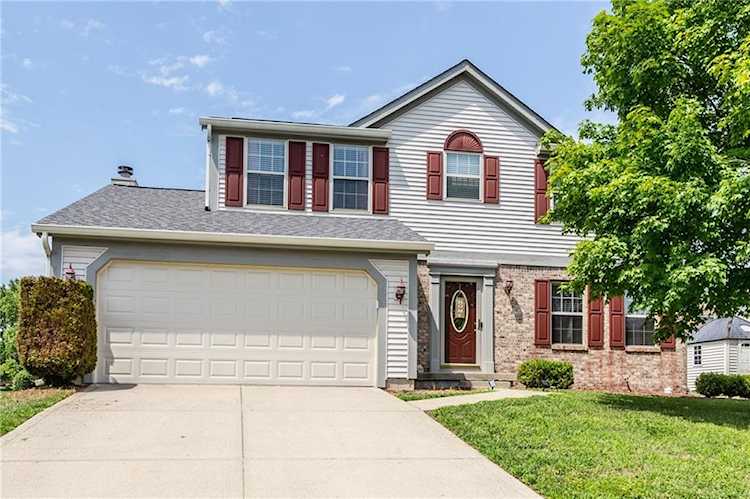 2022 Claypoole Dr Indianapolis, IN 46214 | MLS 21876268 Photo 1