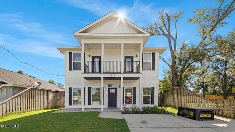 1521 Delaware Ave Lynn Haven, FL 32444