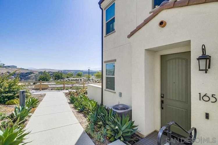 1927 Corte Agata #165 Chula Vista, CA 91913