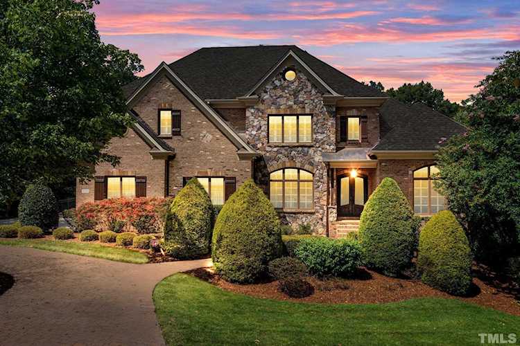 1032 Stradshire Drive Raleigh, NC 27614