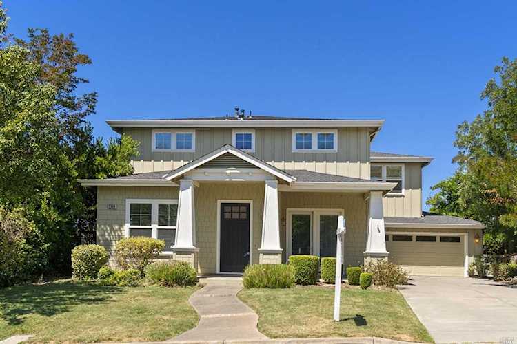 2369 Lansdowne Place Vallejo, CA 94591