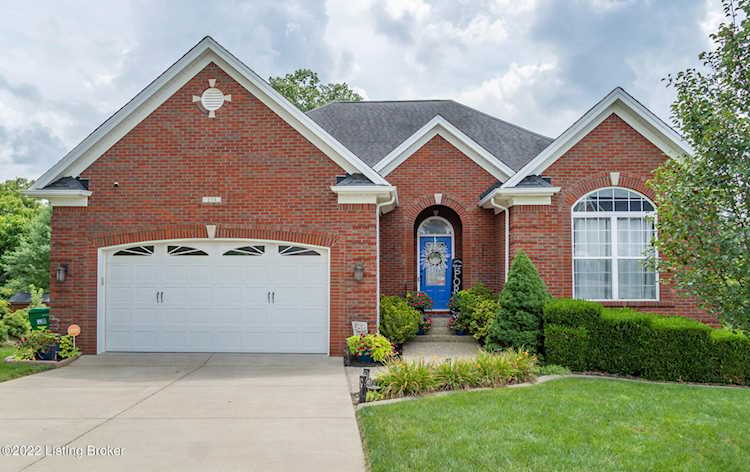 134 Lillian Ct Shepherdsville, KY 40165