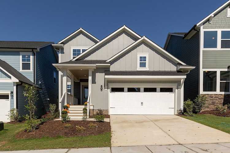 221 Mindees Lane Pittsboro, NC 27312