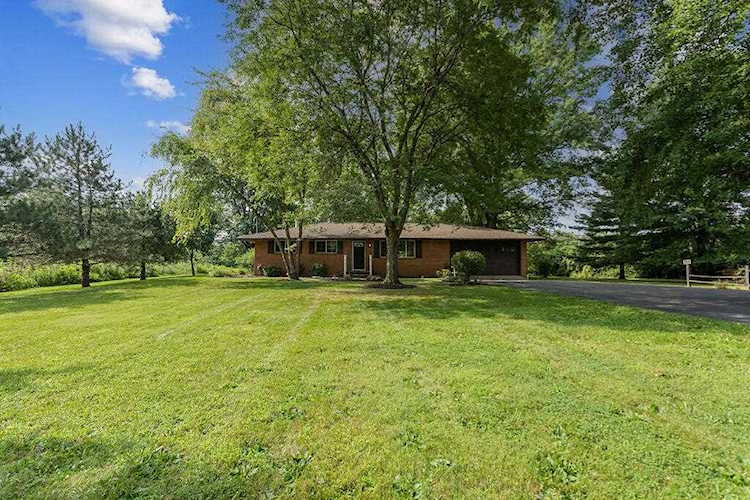 6355 Taylor Road Blacklick, OH 43004