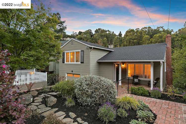 7148 Homewood Drive Oakland, CA 94611