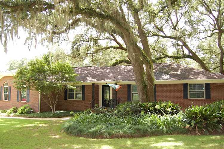 2324 Bourgogne Dr Tallahassee, FL 32308