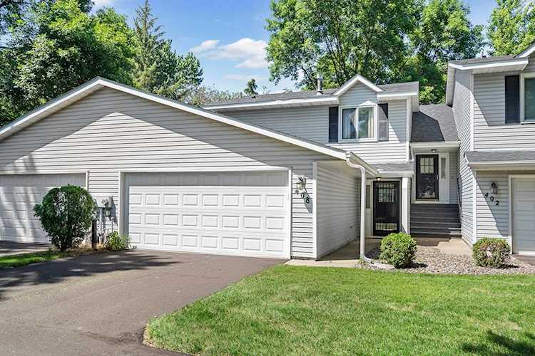 408 Clover Leaf Parkway NE Blaine, MN 55434