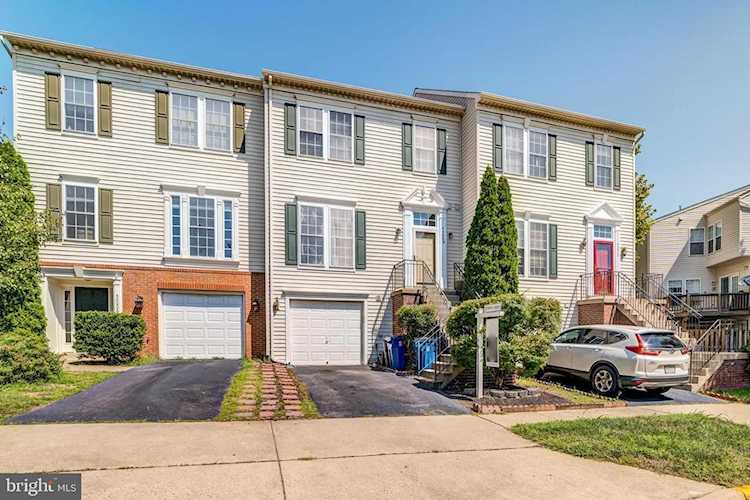 43008 Eustis St Chantilly, VA 20152