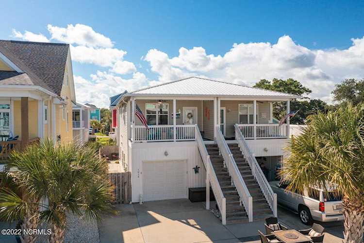 1614 Swordfish Lane Carolina Beach, NC 28428 | MLS 100343728 Photo 1