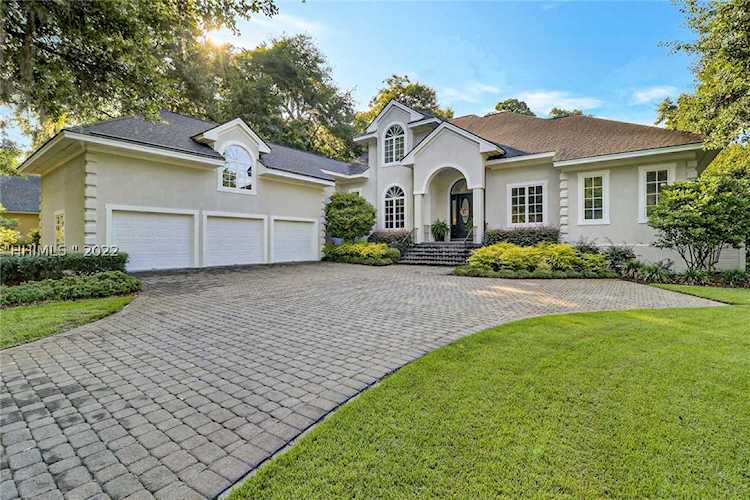 33 Lexington Dr Bluffton, SC 29910