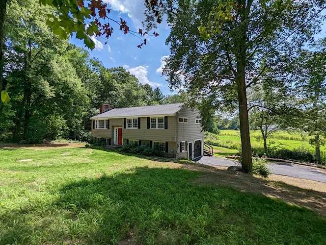 MLS#:73024169 Carlisle, 147 Westford St, MA, home for sale Photo 1