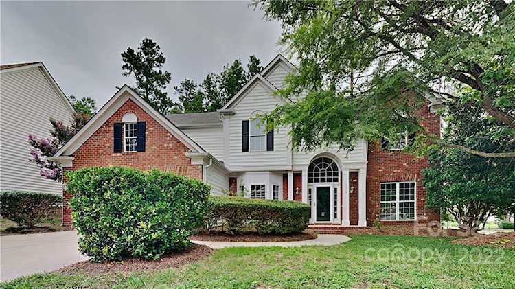 5919 Mayapple Ln Charlotte, NC 28269
