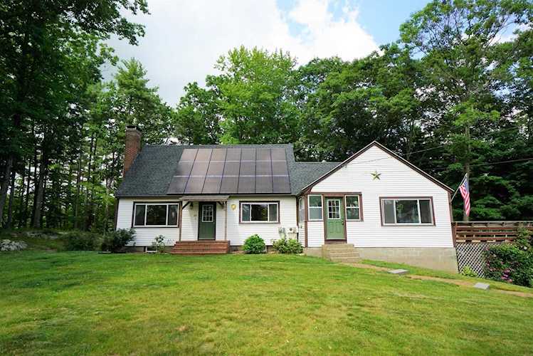 773 High St Candia, NH 03034