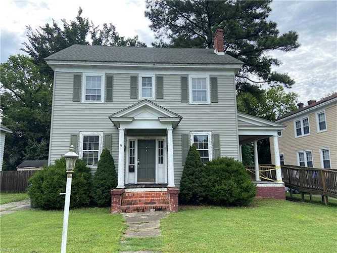 318 S Main St Suffolk, VA 23434 | MLS 10452095 Photo 1
