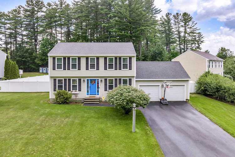 9 Drake Ln Merrimack, NH 03054