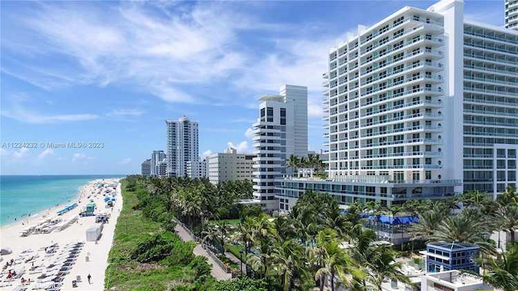 4391 Collins Ave #913/914 Miami Beach, FL 33140