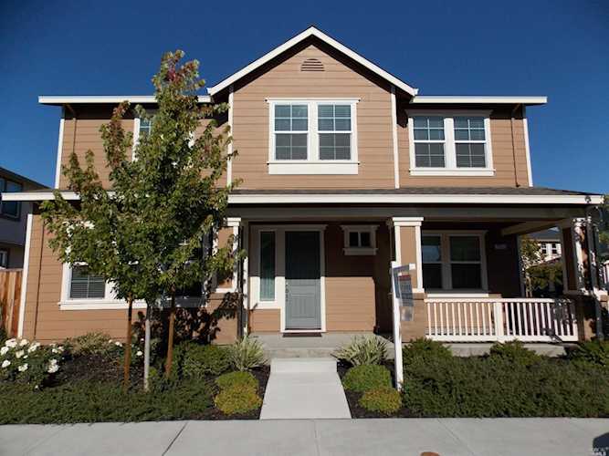 7552 Windward Drive Rohnert Park, CA 94928