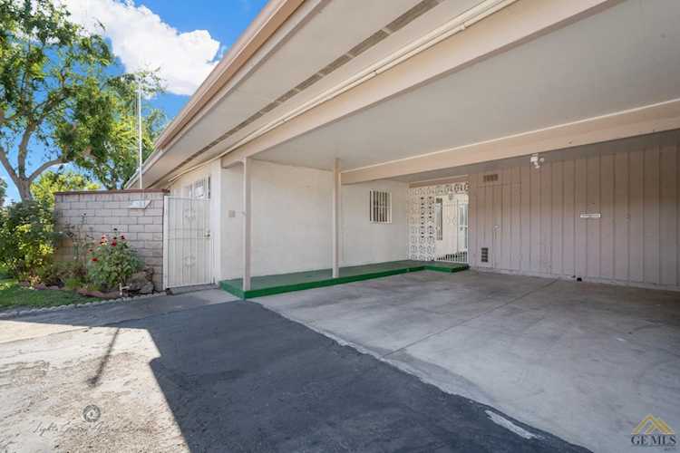 4003 Noel Place Bakersfield, CA 93306