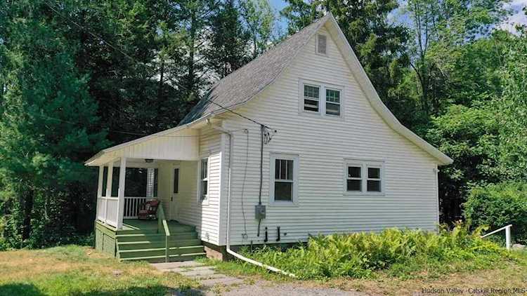 563 Route 214 Chichester, NY 12416