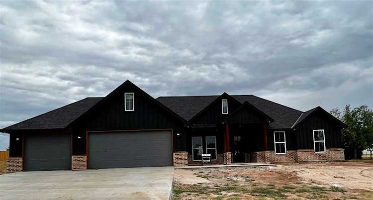 10571 NE Seaside Ln Elgin, OK 73538
