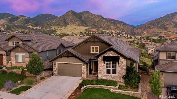 15658 Weaver Gulch Dr Morrison, CO 80465