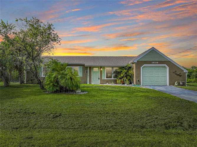 18218 Avonsdale CIRCLE Port Charlotte, FL 33948