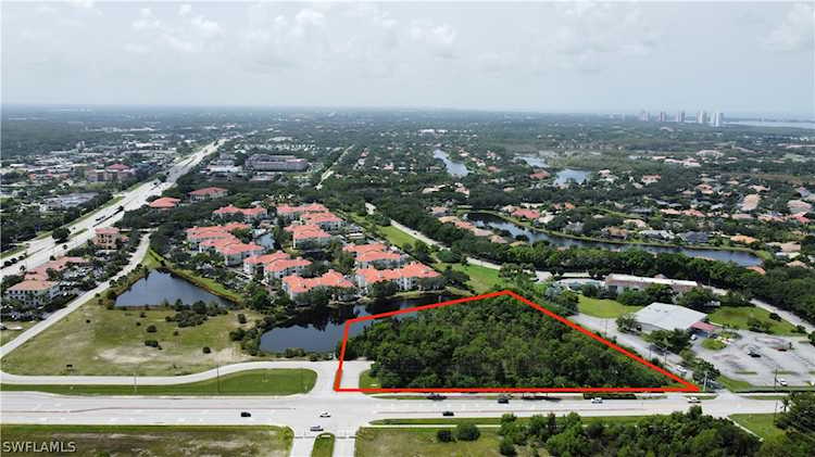 23380 Walden Center Dr Estero, FL 34134