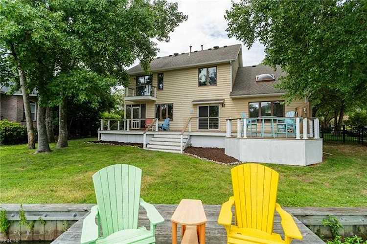 421 Croatan Hills Dr Virginia Beach, VA 23451