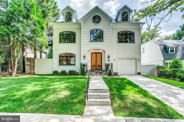 4810 Rodman St NW Washington, DC 20016