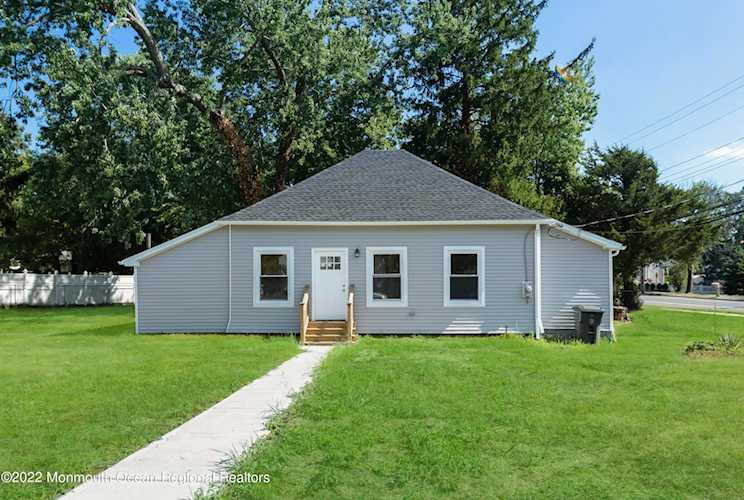 1085 Lakewood Rd Toms River, NJ 08755 | MLS 22225758 Photo 1