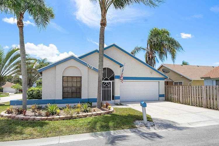 1479 Waterway Cove Drive Wellington, FL 33414