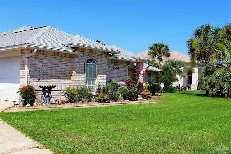 420 Palm Lake Dr Pensacola, FL 32507 | MLS 610999 Photo 1