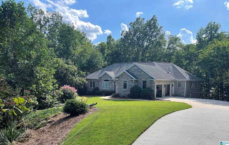 121 High Hampton Drive Pelham, AL 35124