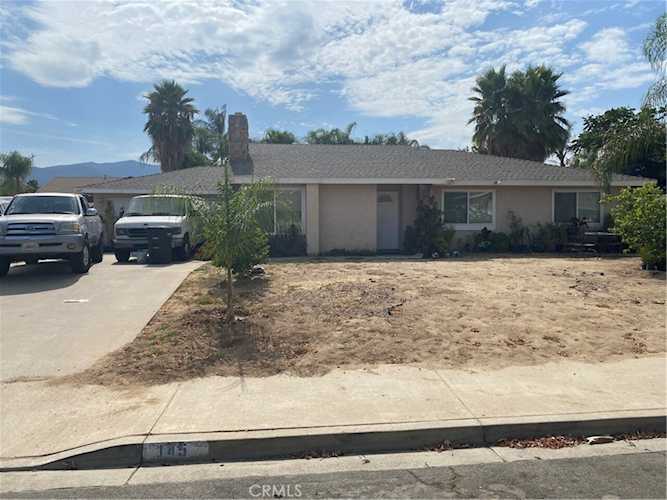 145 S Woodlake St Lake Elsinore, CA 92530