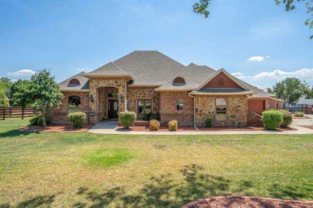 7800 Oak Creek Lane Denton, TX 76208