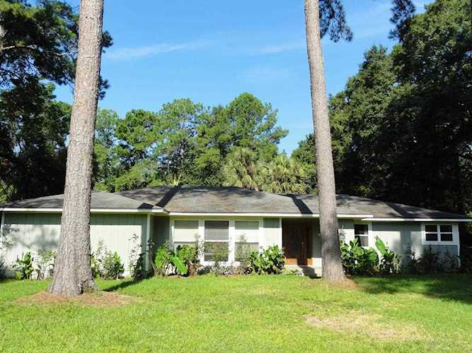 507 Eastlake Dr Quitman, GA 31643