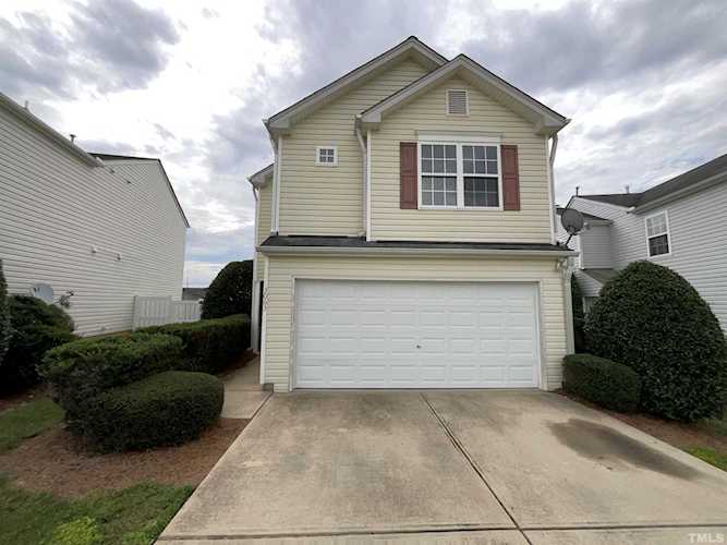 3063 Bracey Place Raleigh, NC 27610