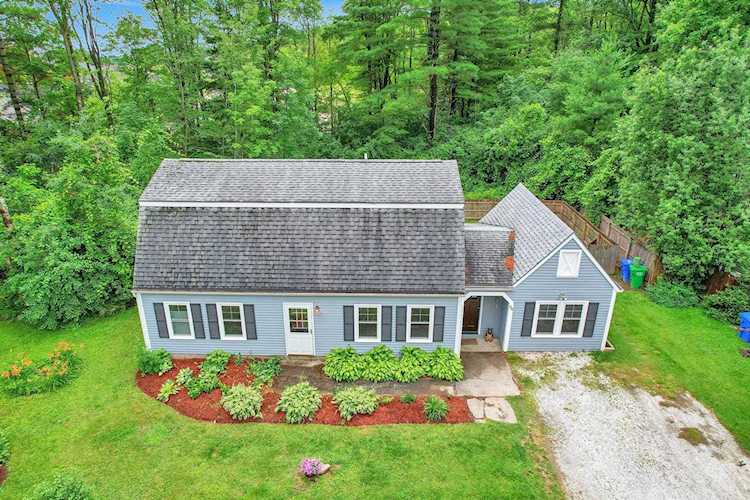 30 White Cedar Ln Shelburne, VT 05482 | MLS 4919496 Photo 1